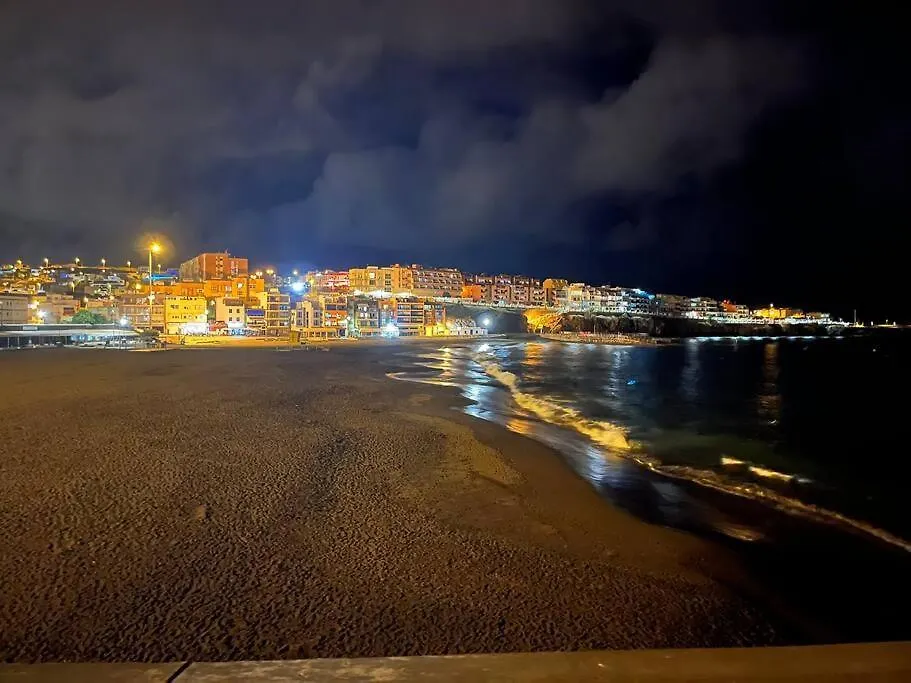Pieds Dans L'Eau - Vue Sur Mer - Playa De Melenara