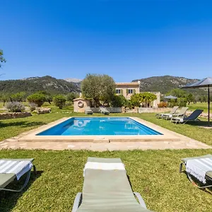 casa-de-los-almendros.allmallorcahotels.com/